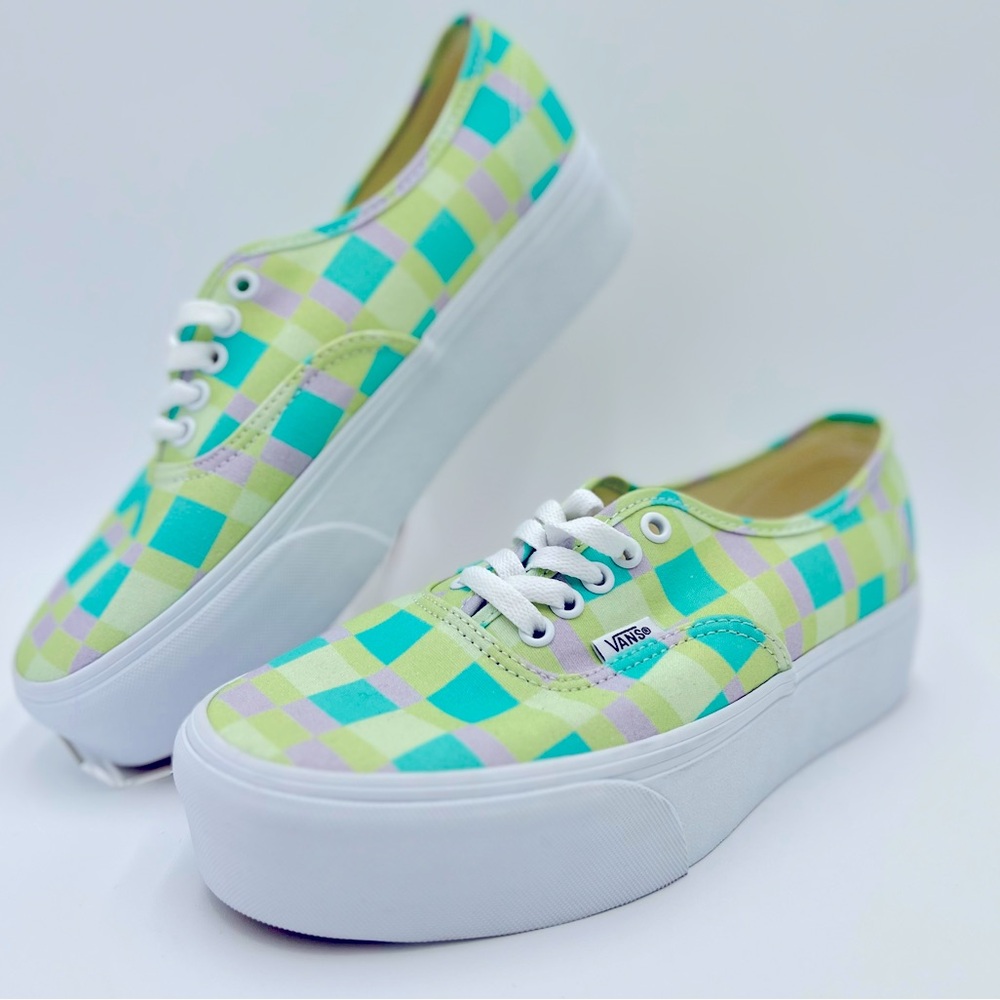 Vans Unisex Authentic Stackform Shoes, Pastel Picnic Mixed Plaid M 8.5 / W 10